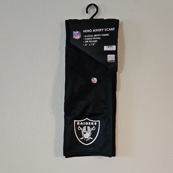 NFL Accessories - NFL Raiders Black Scarf